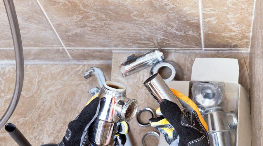 Professional gutter cleaning in Vienna, GA